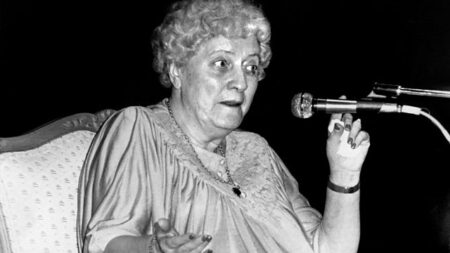 Remembering Doris Stokes – The People’s Medium | www.vonsponneck.co.uk